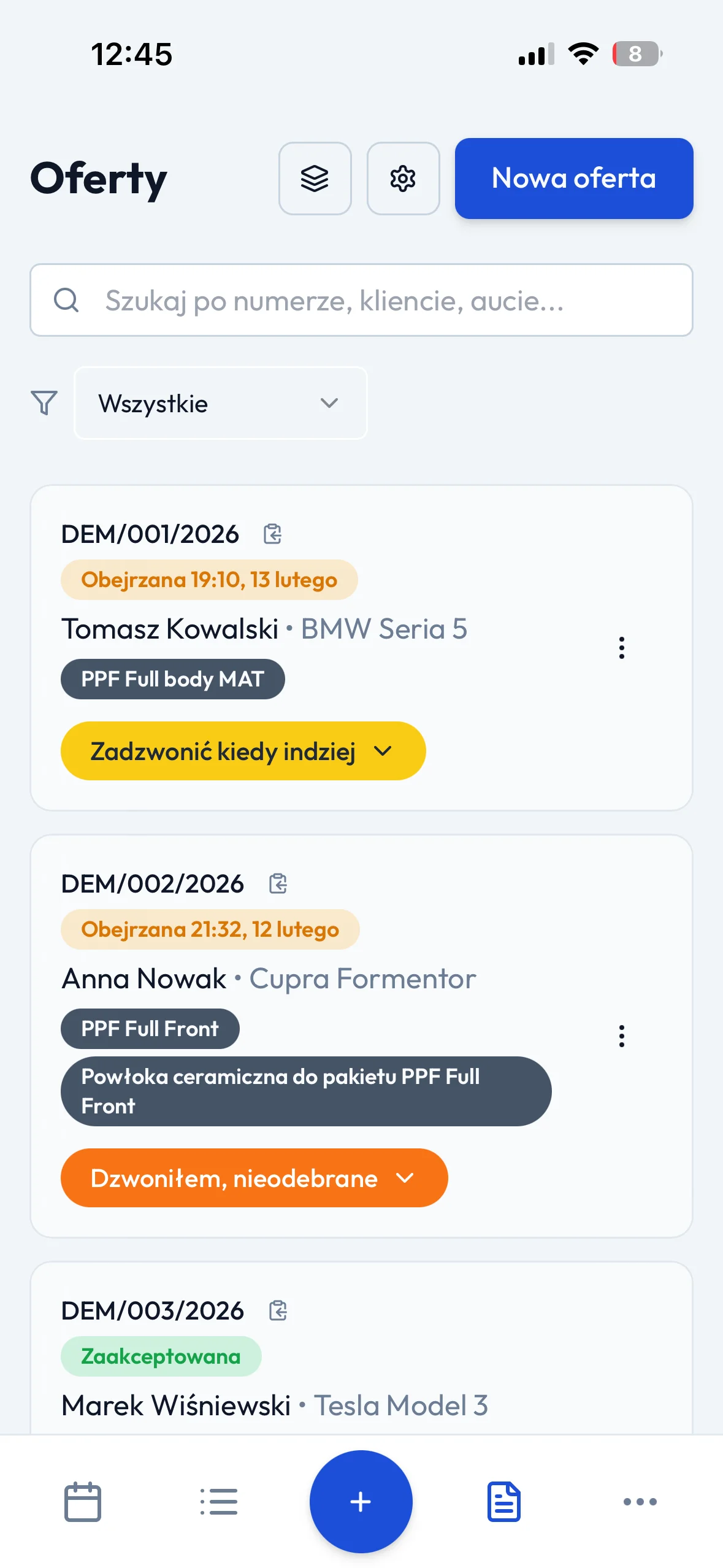 Lista ofert detailingowych ze statusami obejrzana, zaakceptowana w panelu N2Wash
